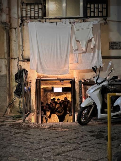 Domus Miraculi: Casa Storica Nel Cuore Di Napoli Kültér fotó